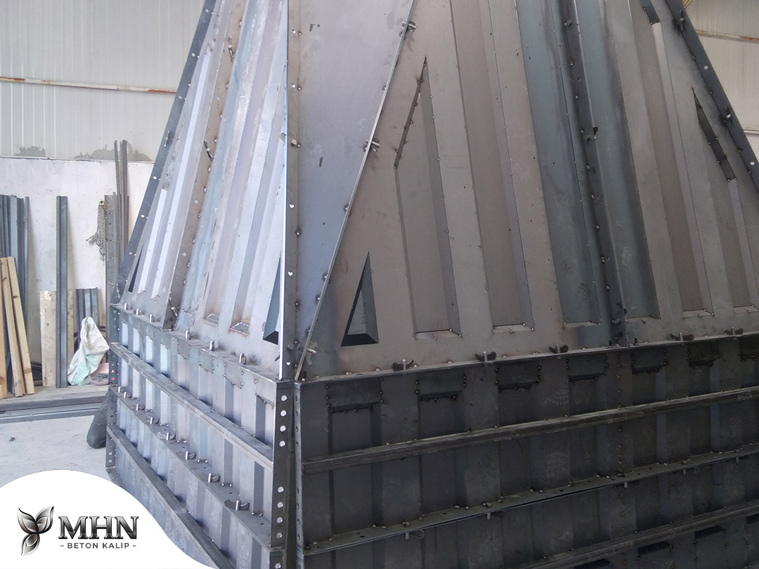 Minare Konik Kalıbı - Model 1